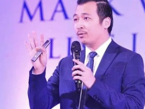 Doanh thu của công ty dạy làm giàu sụt giảm đến 92%