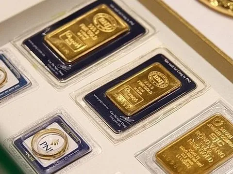 Doanh nghiệp bán vàng lớn nhất sàn chứng khoán “đón Rồng” làm cổ đông lớn trước vía Thần Tài