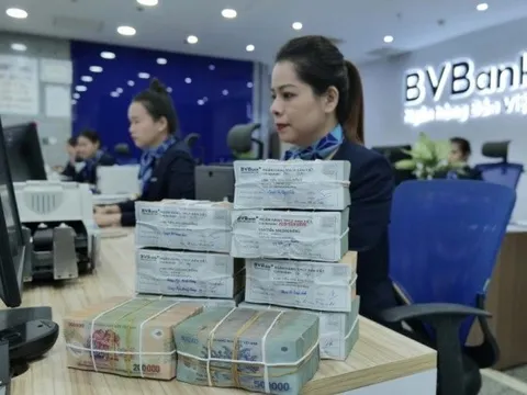 Ngày Vía Thần tài: Các ngân hàng đua lì xì lãi suất, quà tặng và cả…vàng, biến gửi tiết kiệm thành lựa chọn "rước lộc" an toàn