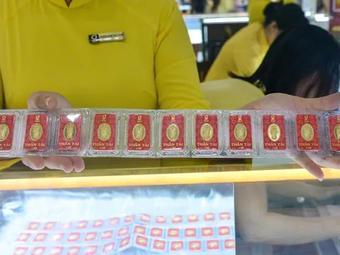 Giá vàng hôm nay 2-3: Vàng, bạc cùng tăng giá mạnh