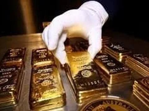 18 tấn vàng đột ngột rời kho sau 1 đêm, quỹ vàng lớn nhất thế giới lập kỷ lục 13 năm