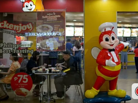 Jollibee tiết lộ dự tính IPO cho chuỗi Highlands Coffee