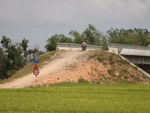 Đà Nẵng nói rõ tiến độ loạt cây cầu xây xong thiếu đường dẫn