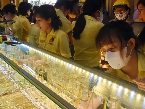 Giá vàng hôm nay, 7-3: Bật tăng trở lại