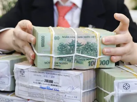 Lãi suất tiền gửi tiếp tục tăng