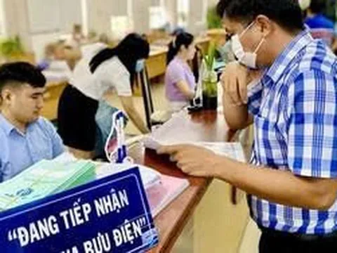 Phải tạm nghỉ làm do hết nguyên liệu, công ty cần đóng BHXH cho công nhân trong thời gian đó không? - BHXH trả lời