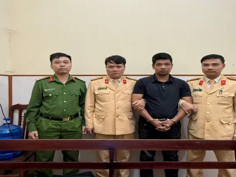 Bắt Phạm Hồng Việt sinh năm 1993