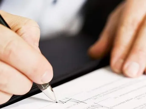 Tổng Giám đốc người nước ngoài không cư trú tại Việt Nam có được ký HĐLĐ?