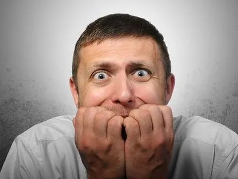 Chủ tịch HĐQT bị khởi tố, cổ phiếu vẫn "bốc đầu" kịch trần 3 phiên liên tiếp