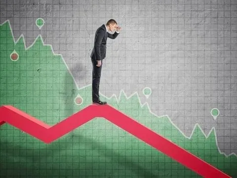 Chứng khoán hồi phục với thanh khoản thấp, điều gì đang diễn ra?