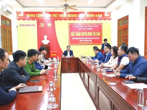 Doanh nghiệp Nghệ An mua gần 30kg vàng giá 142 tỷ ở Hà Tĩnh