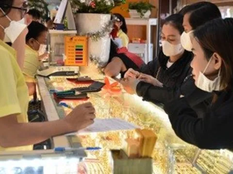 Giá vàng hôm nay, 12-3: Đảo chiều đi xuống