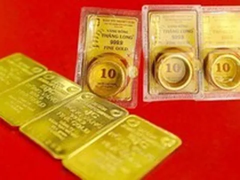 Giá vàng ngày 15/3: Giảm 2,4 triệu đồng/lượng so với cuối tuần trước