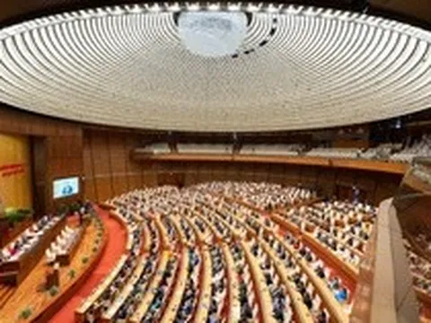 Bộ Chính trị: Tăng hợp lý số kỳ họp của Quốc hội, nhất là hình thức trực tuyến