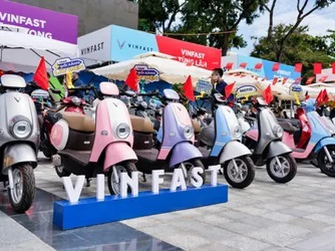VinFast lập kỷ lục doanh thu và bàn giao xe trong quý IV/2025