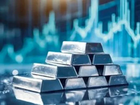 Quỹ bạc lớn nhất thế giới "xả kho" gần 800 tấn từ đầu tháng 3