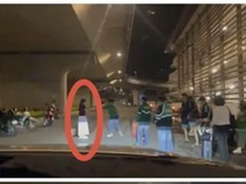 Khởi tố, bắt tạm giam Bùi Quang Hiếu - người đàn ông đập phá đồ của nữ hành khách trước nhà ga T3