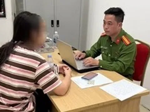 Hà Nội: Kịp thời ngăn nữ sinh bán 114 chỉ vàng để chuyển tiền cho kẻ lừa đảo
