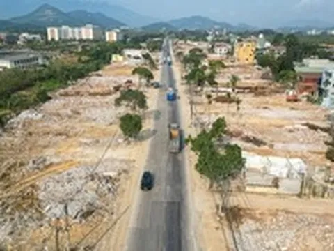 Mục sở thị công trường cao tốc 5.200 tỷ đồng nối đại lộ dài nhất Việt Nam