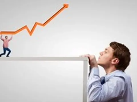 Một nhịp chỉnh thêm của VN-Index có thể kích hoạt dòng tiền bắt đáy, loạt nhóm cổ phiếu chiết khấu sâu vào “tầm ngắm”