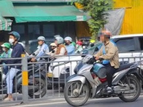 Tra cứu danh sách xe máy đi ngược chiều ở TPHCM