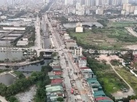 Sau 10 năm thi công, tuyến đường 3,5 km mới hoàn thành 500 m, vốn đội từ 2.066 tỉ lên 3.354 tỉ đồng
