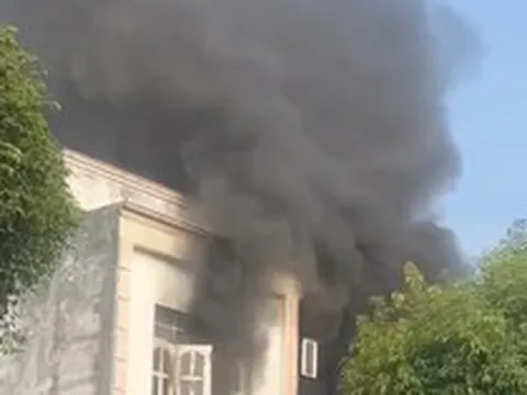 Cháy nhà 2 tầng ở TPHCM