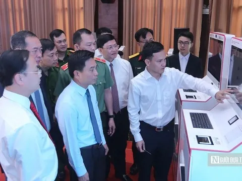 Ứng dụng công nghệ số - Kiosk thông minh cấp bản sao điện tử cho người dân