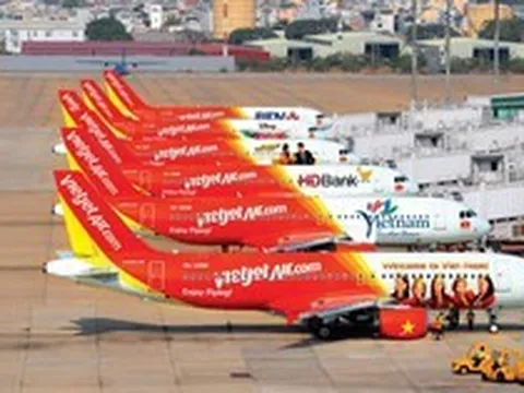 Vietjet Air báo tin vui tới hàng triệu khách hàng, cổ phiếu của tỷ phú Nguyễn Thị Phương Thảo lập tức "tím lịm"