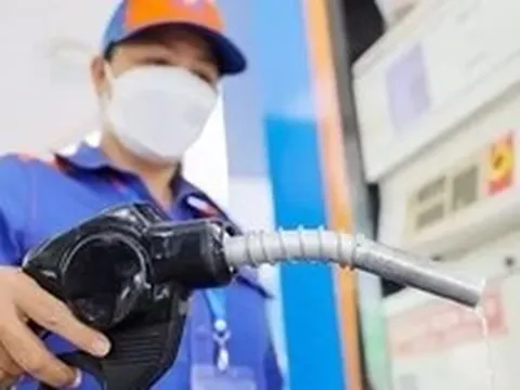 Đề xuất cơ chế tạm ứng cho Quỹ bình ổn giá xăng dầu