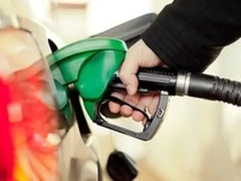 Đề xuất quy định về tạm ứng ngân sách cho Quỹ Bình ổn giá xăng dầu