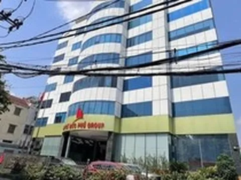 Ngân hàng siết nợ hàng trăm sổ đỏ