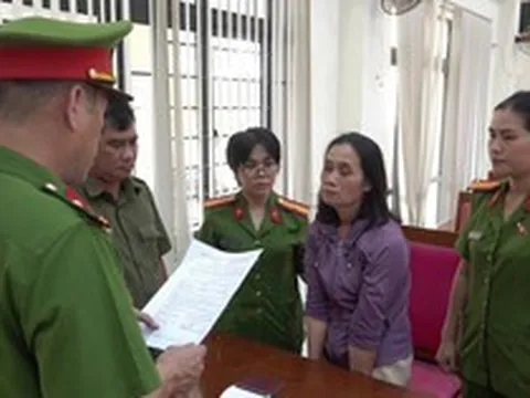 Thi hành lệnh bắt tạm giam Cao Thị Bé 54 tuổi