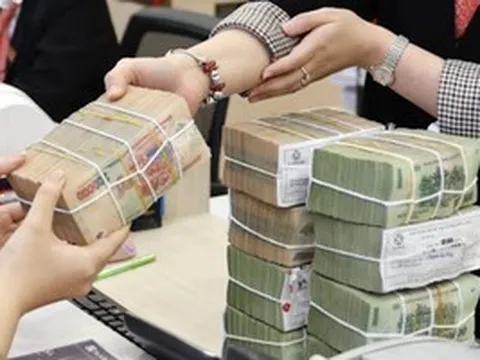 Nhiều ngân hàng đồng loạt giảm lãi suất gửi tiết kiệm