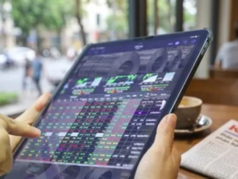 VN-Index lên cao nhất trong hơn 5 tuần, cổ phiếu thép bất ngờ nổi sóng