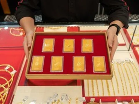 Sáng 13-4, giá vàng miếng SJC, vàng nhẫn tiếp tục giảm