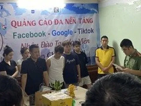 Khám xét khẩn cấp 2 địa điểm, bắt chủ phòng khám đông y online Nguyễn Văn Hải SN 1991