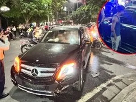 Hiện trường vụ Mercedes đâm liên hoàn trong khu đô thị cao cấp ở Hà Nội, danh tính tài xế