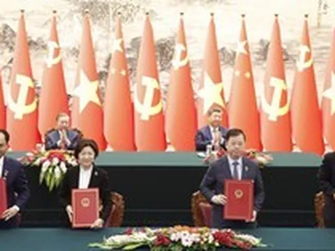 Thương mại Việt - Trung đặt mục tiêu 300 tỉ USD