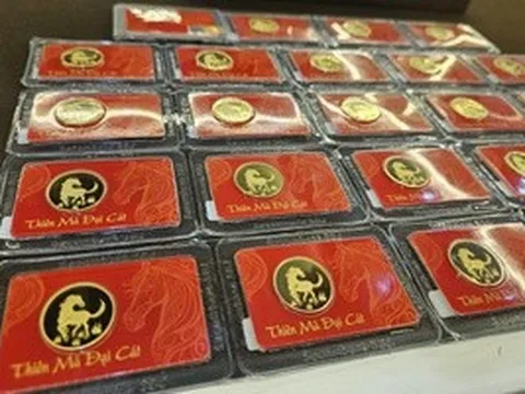 Cuối ngày 15-4, giá vàng miếng tại SJC, Mi Hồng, Bảo Tín Minh Châu giảm nhanh