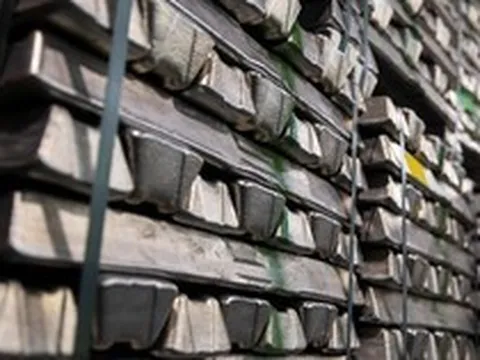 Không phải đất hiếm, đây mới là mặt hàng lên 'cơn sốt' trên toàn thế giới: giá tăng không ngừng, tồn kho chỉ đủ dùng 9 ngày