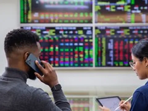 Chứng khoán 20-4: Lý do cổ phiếu Vinhomes bật tăng kịch trần