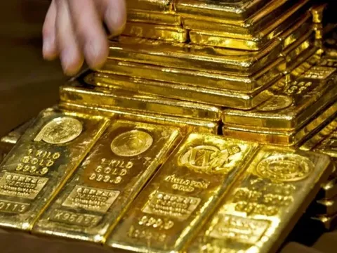 Giá vàng chiều nay (21/4): Giá vàng trong nước lao dốc, giảm gần 1 triệu đồng/lượng