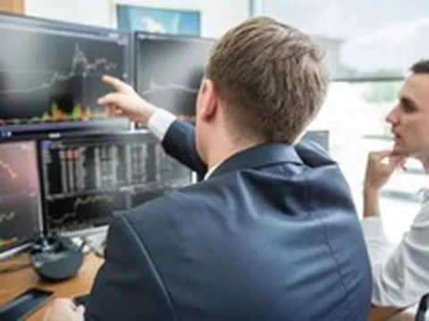 Phiên 22/4: Khối ngoại tiếp đà bán ròng, ngược chiều "tung" gần 300 tỷ gom một mã chứng khoán