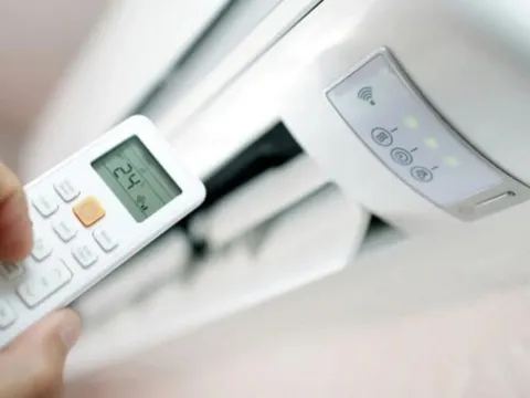 Hướng gió điều hòa nên chỉnh lên hay xuống để mát hơn?