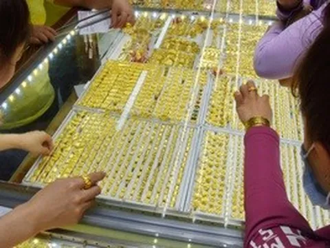 Giá vàng hôm nay, 25-4: Bật tăng trở lại