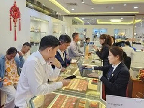 Giá vàng hôm nay 29-4: Rớt thêm 1,5 triệu đồng, thấp nhất nhiều tháng