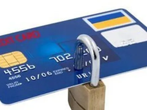 Phong tỏa một loạt tài khoản ngân hàng của người nộp thuế sau