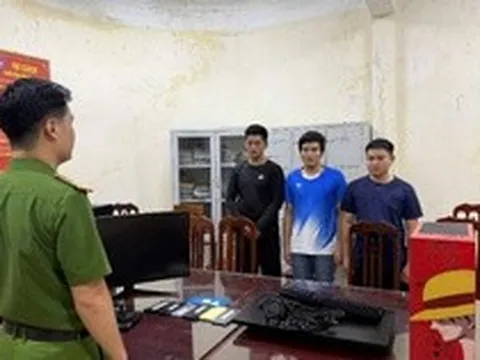 Ra lệnh bắt tạm giam "nhân viên chăm sóc khách hàng" Nguyễn Long Nhật SN 2005