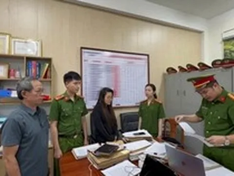 Bắt quản lý cửa hàng Nguyễn Thị Thùy Dương SN 1995